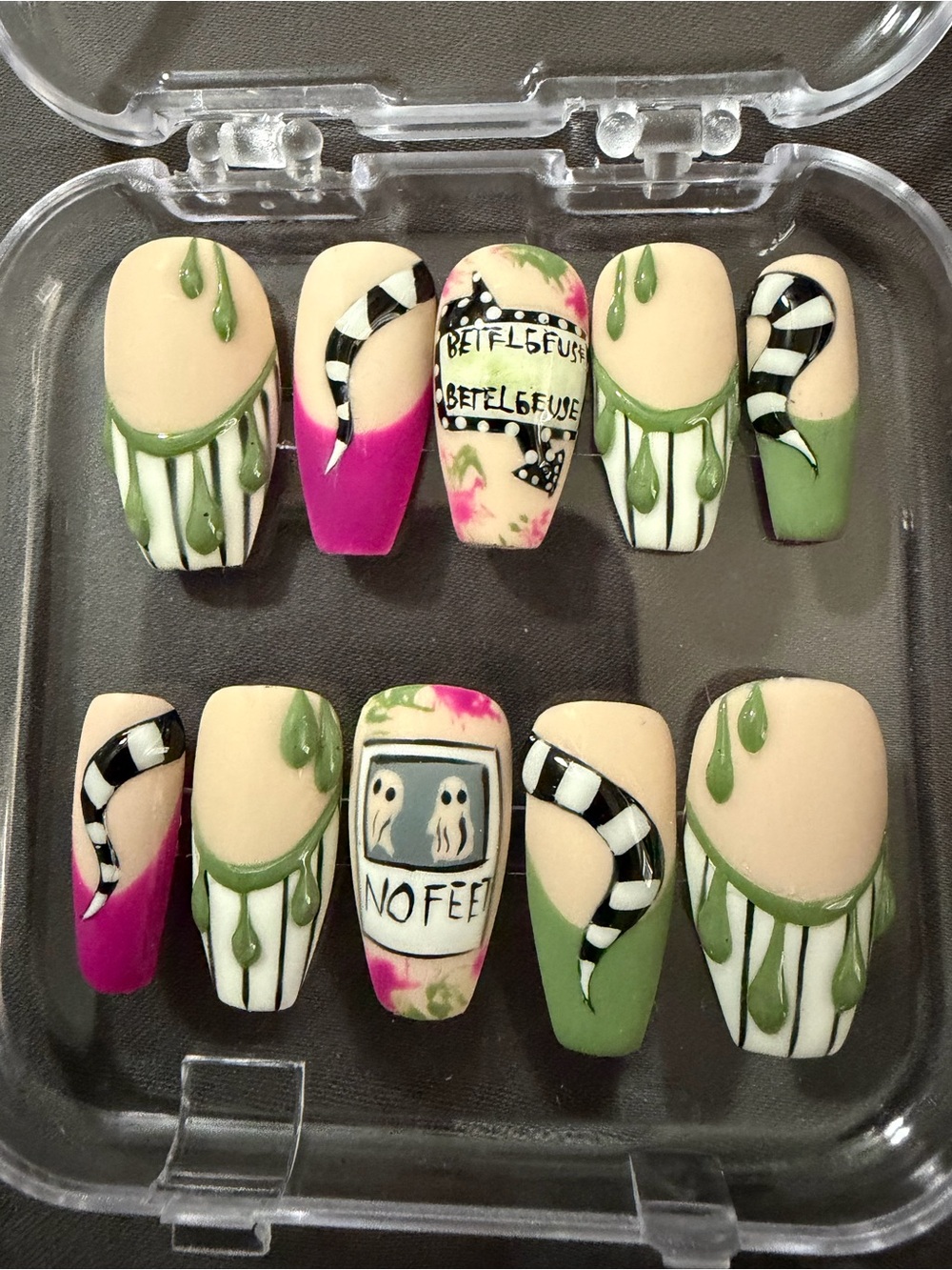 **NWT** Beetlejuice-Inspired Green & Pink Press-On Nail Set